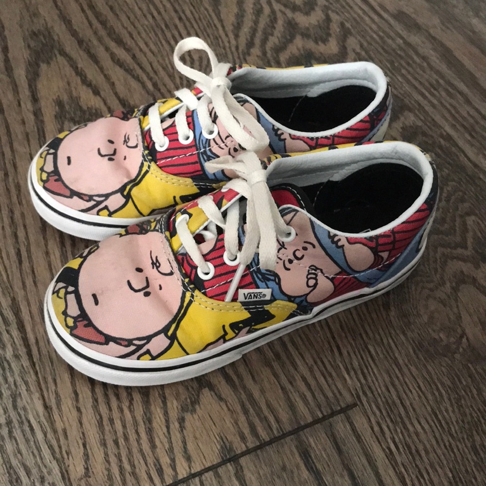 VANS - Charlie Brown size toddler 10